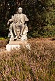 Esbeek, la statue du baron Edward Remy dans le jardin de Huize Rustoord