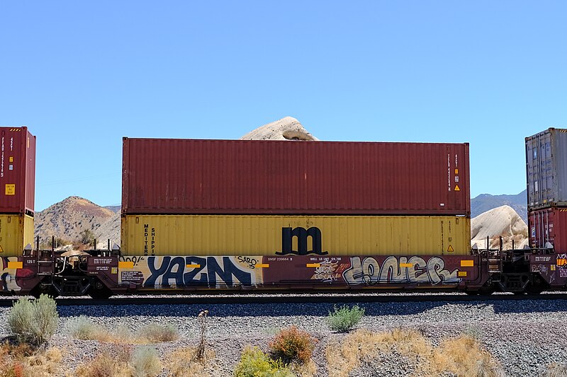 File:Freight Benching in SoCal - 8-30-2020 (50300239481).jpg