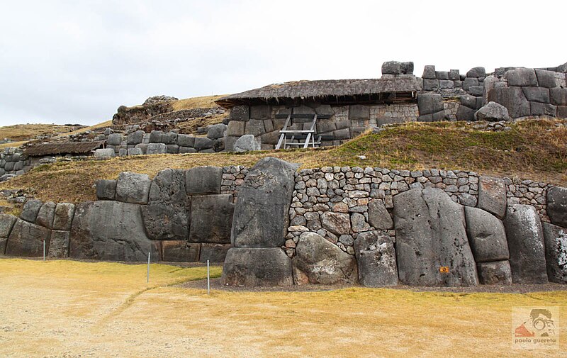 File:Cusco - Peru (20572441448).jpg