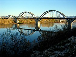 Bridge over the ایبرو چایی river at Móra d'Ebre.