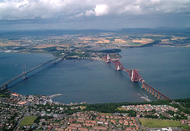 File:Wfm db forth bridges.jpg