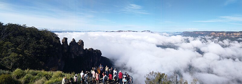 File:Hovering Clouds.jpg