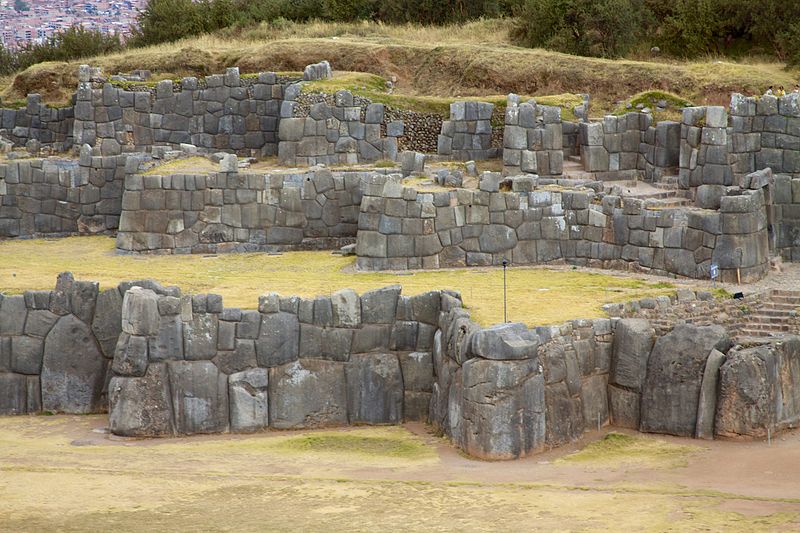 File:Peru - Sacred Valley & Incan Ruins 181 - walls of Sacsaywamán (8114523585).jpg