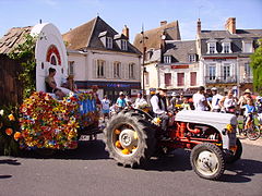 Défilé 2015 du comice du canton de Cosne-Cours-sur-Loire 16.jpg