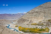 Road enters Padum valley along left bank of Tsarap