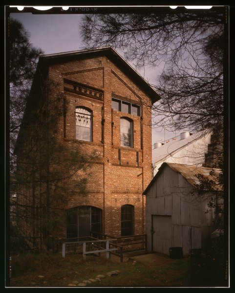 File:VIEW OF SOUTH ELEVATION OF POWERHOUSE AND PARTS-EQUIPMENT STORAGE SHED - Folsom Powerhouse, Adjacent to American River, Folsom, Sacramento County, CA HAER CAL,34-FOLSO.V,2-89 (CT).tif