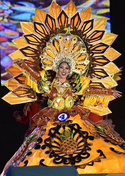 File:Piña Festival Queen in Ormoc.jpg