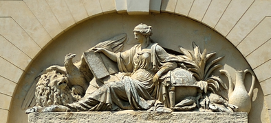 Relief "Histoire naturelle", MNHN Paris.png