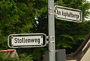 Straßennamen im Bereich der Asphalt-Gruben erinnern an den früheren Abbau