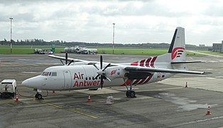 Самолёт Fokker 50 (OO-VLS) в аэропорту Антверпена