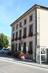 The town hall in Bult