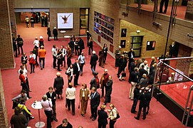 Concertgoers in front of the Carl-Orff-Saal