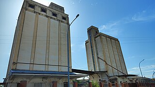 Silos de Briviesca.jpg