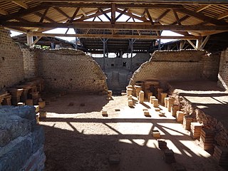 Système d'hypocaustes sous l'unctorium/destrictarium (salle de soins) des thermes de Chassenon (Charente).