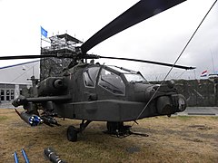 Boeing AH-64D Apache Q-16.jpg