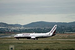 Air Berlin 737-86J holding point RWY 30 València-Manises (LEVC)