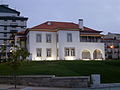 Português: Edifício da Presidência do municípo de Vila Nova de Gaia, situada na Avenida da República, na cidade de Vila Nova de Gaia, em Portugal.   This file was uploaded with Commonist.