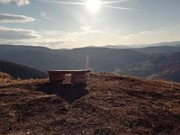 Lavička na Folkmarskej skale (Jar)