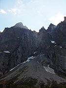 Trollveggen - panoramio.jpg