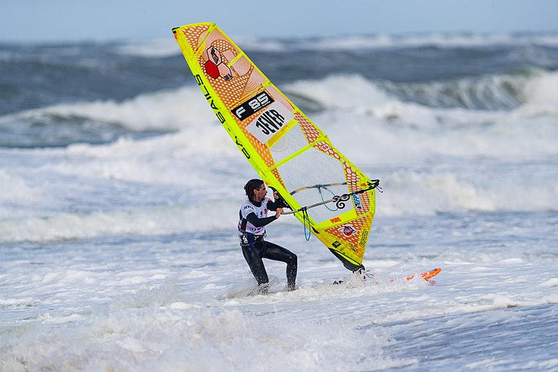 File:2019273133136 2019-09-30 Windsurf World Cup Sylt - Sven - 1D X MK II - 2299 - B70I9883.jpg