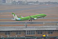 Boeing 737 de Kulula Air despegando del Aeropuerto Internacional OR Tambo de Johannesburgo, Sudáfrica