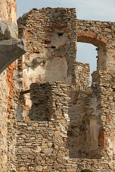 File:Burgruine Kollmitz 8597.jpg