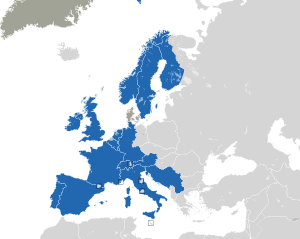 Um mapa colorido dos países da Europa