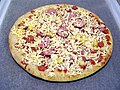 Pre-baked double salami Grandiosa pizza