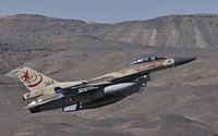 מטוס F-16C של טייסת 117 בעת אימון דגל כחול בשנת 2013