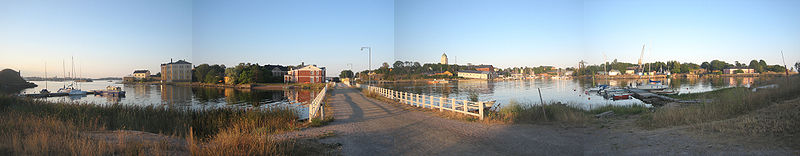 File:Suomenlinna-panoraama.jpg