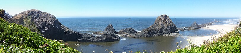 Looking north from Seal Rock State Recreation Site