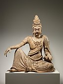 Su Ay Formunda Bodhisattva Avalokiteshvara (Shuiyue Guanyin); 11. yüzyıl; pigment izleri olan ahşap (söğüt), çoklu ahşap yapı; yükseklik: 118.1 cm, genişlik: 95.3 cm, derinlik: 71.1 cm; Metropolitan Sanat Müzesi