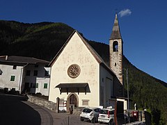 Ortsteil Baselga mit der Chiesa dell’Assunzione