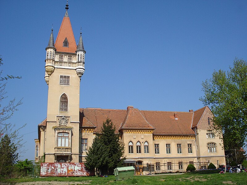 File:Dvorac Feštetić, Pribislavec (2011) - jugoistok.JPG