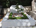 grave of Paul Éluard