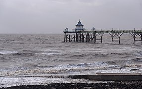 Clevedon MMB 60 Pier.jpg