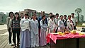 穿着汉服参加祭孔大典的大学生们