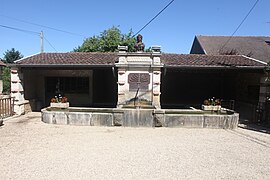 Jallerange, lavoir - img 43713.jpg