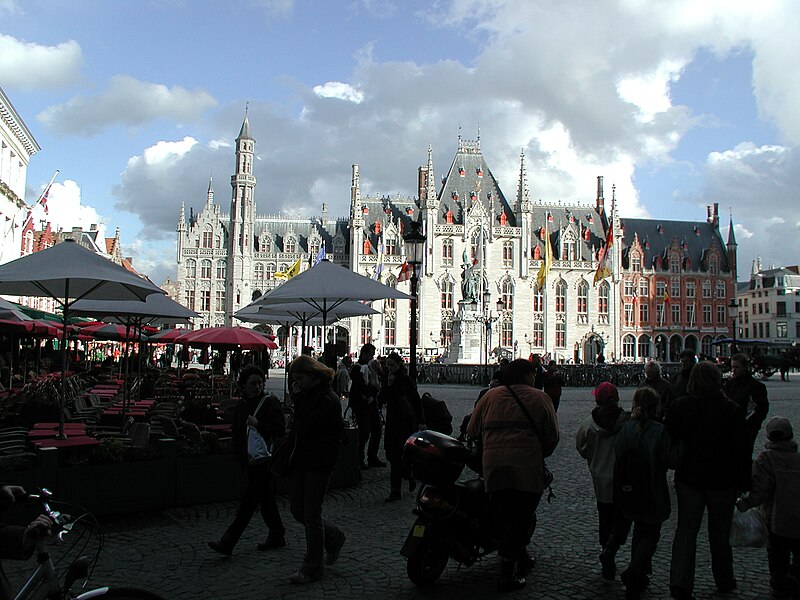 File:Brügge-Grand-Place.JPG