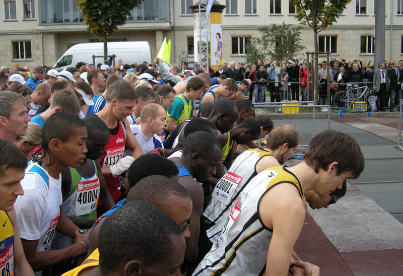 File:Dresden-marathon-2008.jpg