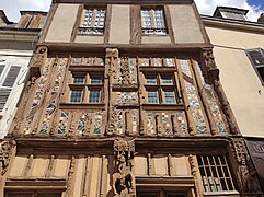 Joigny - Maison du Pilori 5.jpg