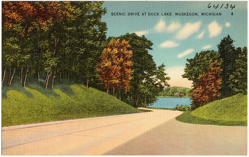 File:Scenic drive at Duck Lake, Muskegon, Michigan (64134).jpg