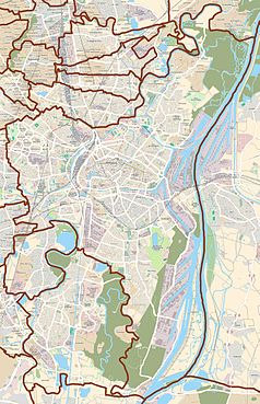 Mapa konturowa Strasburga, blisko centrum u góry znajduje się punkt z opisem „Synagoga Pokoju w Strasburgu”