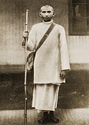 Gandhi nach Abschluss der Bewegung (1913).jpg