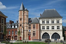 The Logis du Roy and the Maison du Sagittaire.