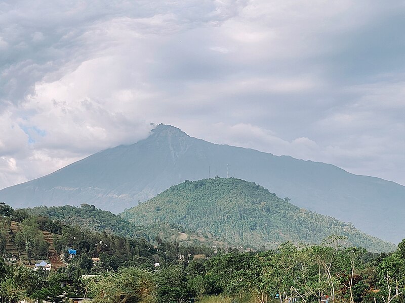 File:Meru view Moshono Ward.jpg