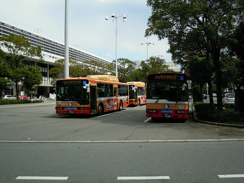 File:JR Himeji Station - panoramio (17).jpg