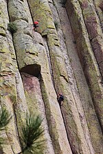 Escaladores en la torre