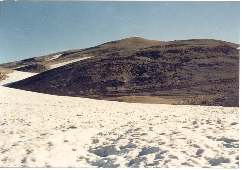 File:Qurnat As Sawda top of Lebanon 9 June 1985-EF-Bild-33.JPG