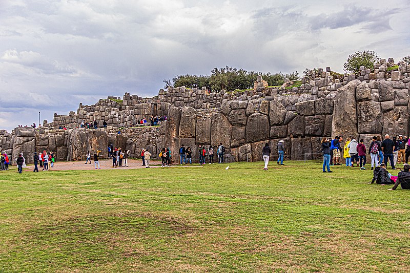 File:Sacsayhuaman - 51188083663.jpg